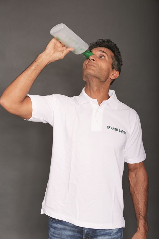 177-111_MDR_2021 EKASTU-Augenspülflasche ECO mit Trichter, FD